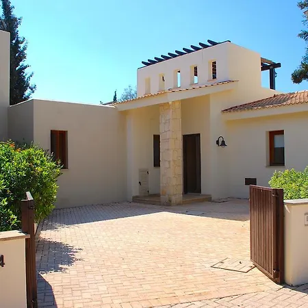 3 Bedroom Omodos With Private Pool, Aphrodite Hills