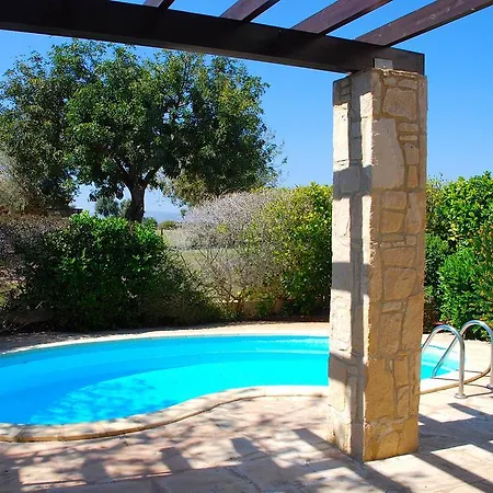 3 Bedroom Omodos With Private Pool, Aphrodite Hills Βίλα